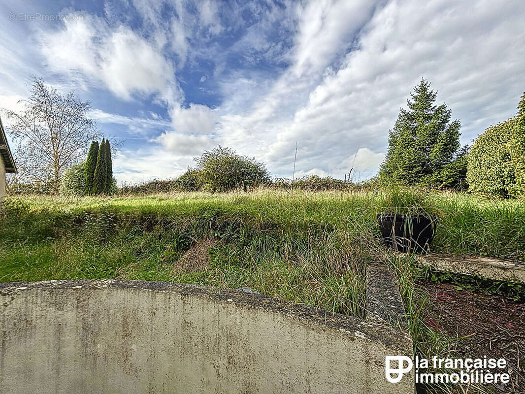 Maison à MONTAUBAN-DE-BRETAGNE