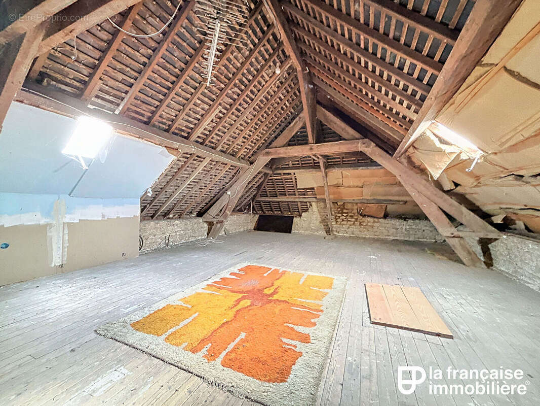 Maison à MONTAUBAN-DE-BRETAGNE