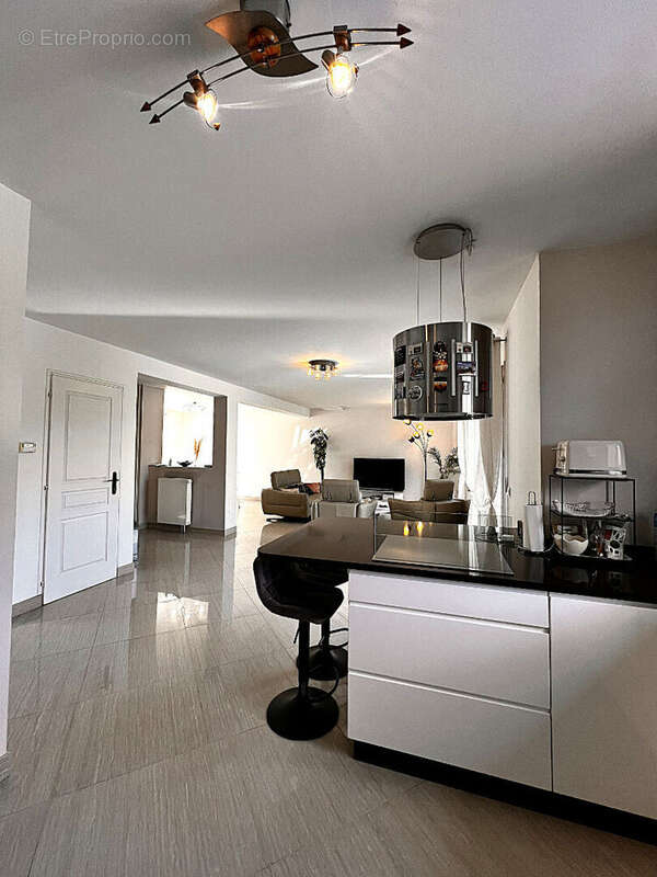 Maison à ORRY-LA-VILLE