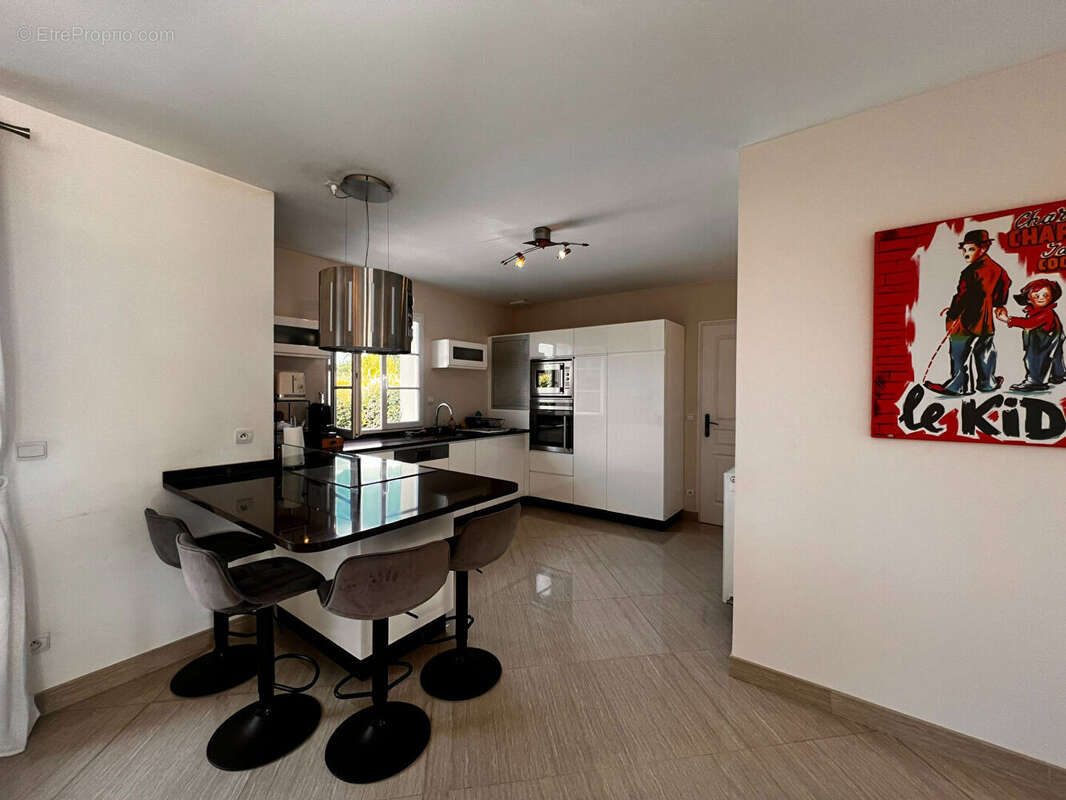 Maison à ORRY-LA-VILLE