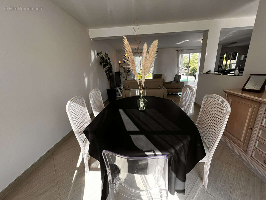 Maison à ORRY-LA-VILLE