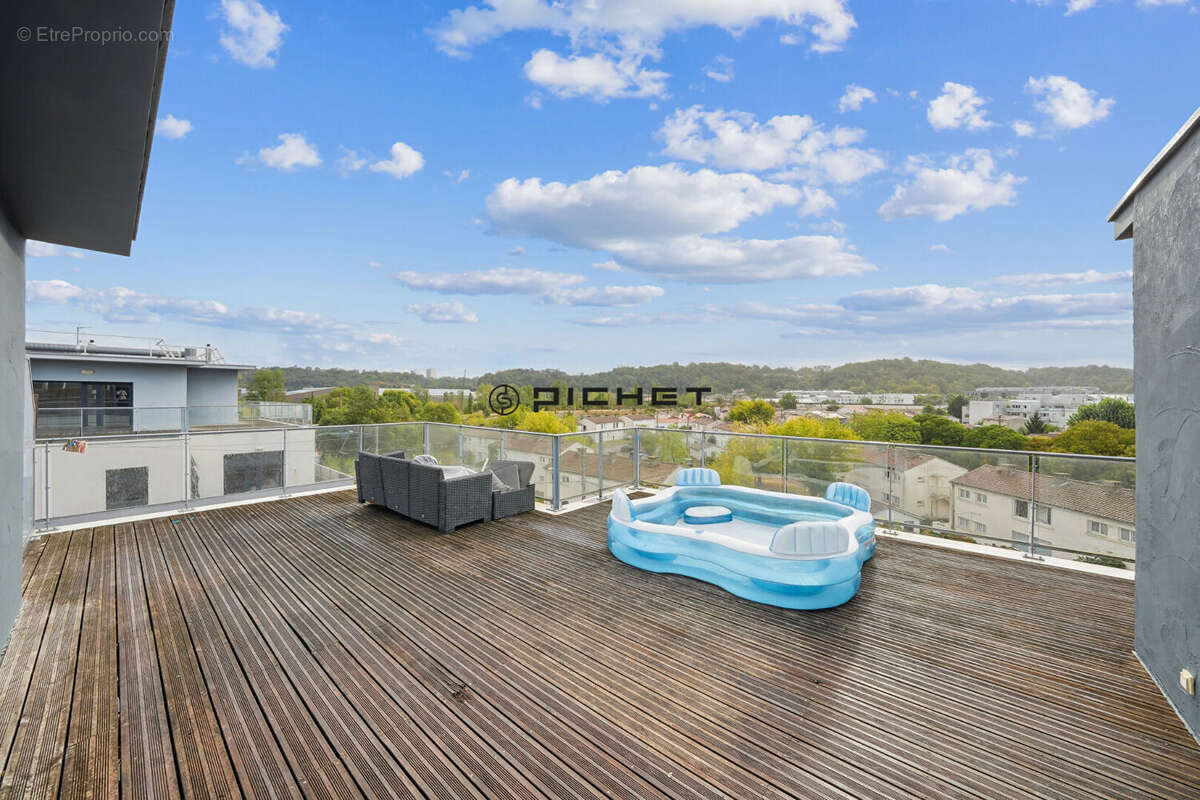 Appartement à CENON