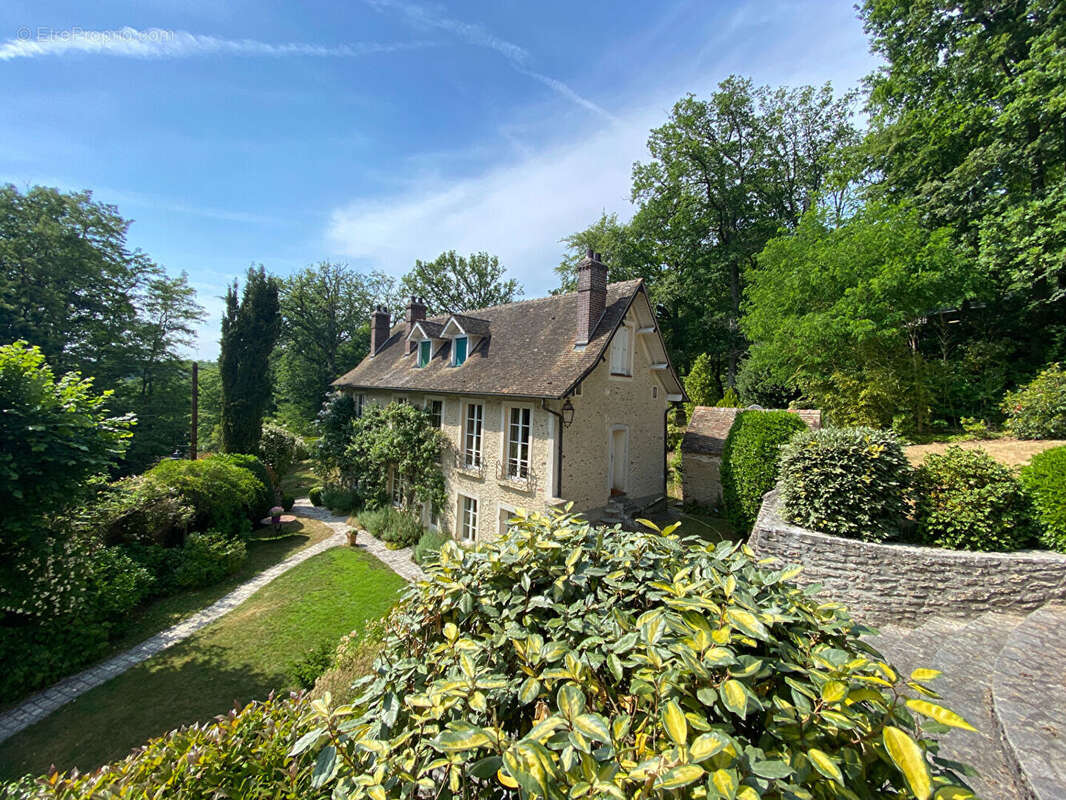 Maison à MONTFORT-L'AMAURY