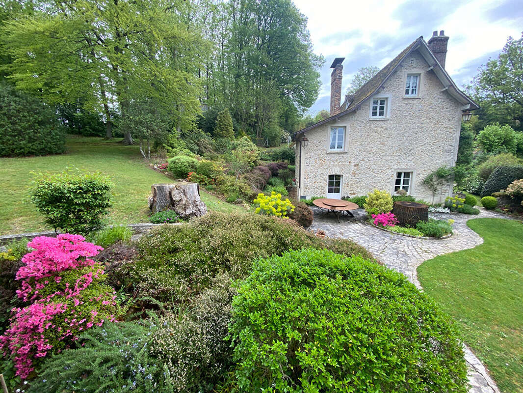 Maison à MONTFORT-L'AMAURY
