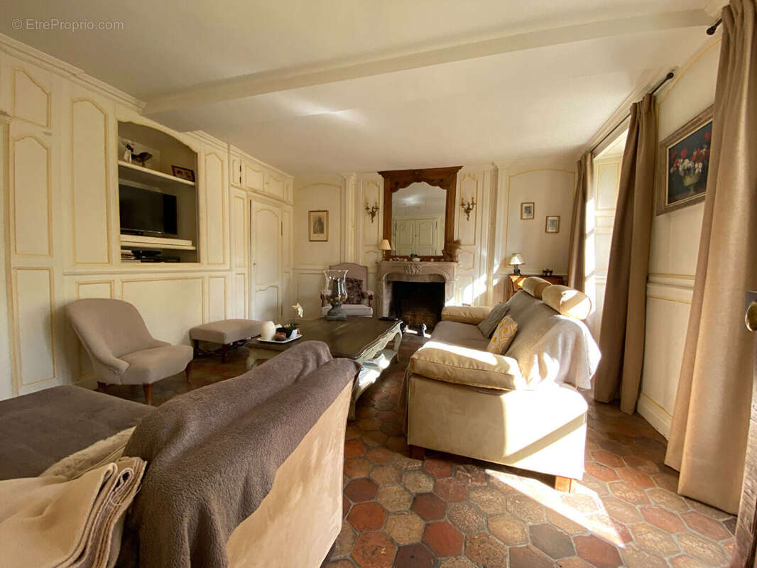 Maison à MONTFORT-L'AMAURY