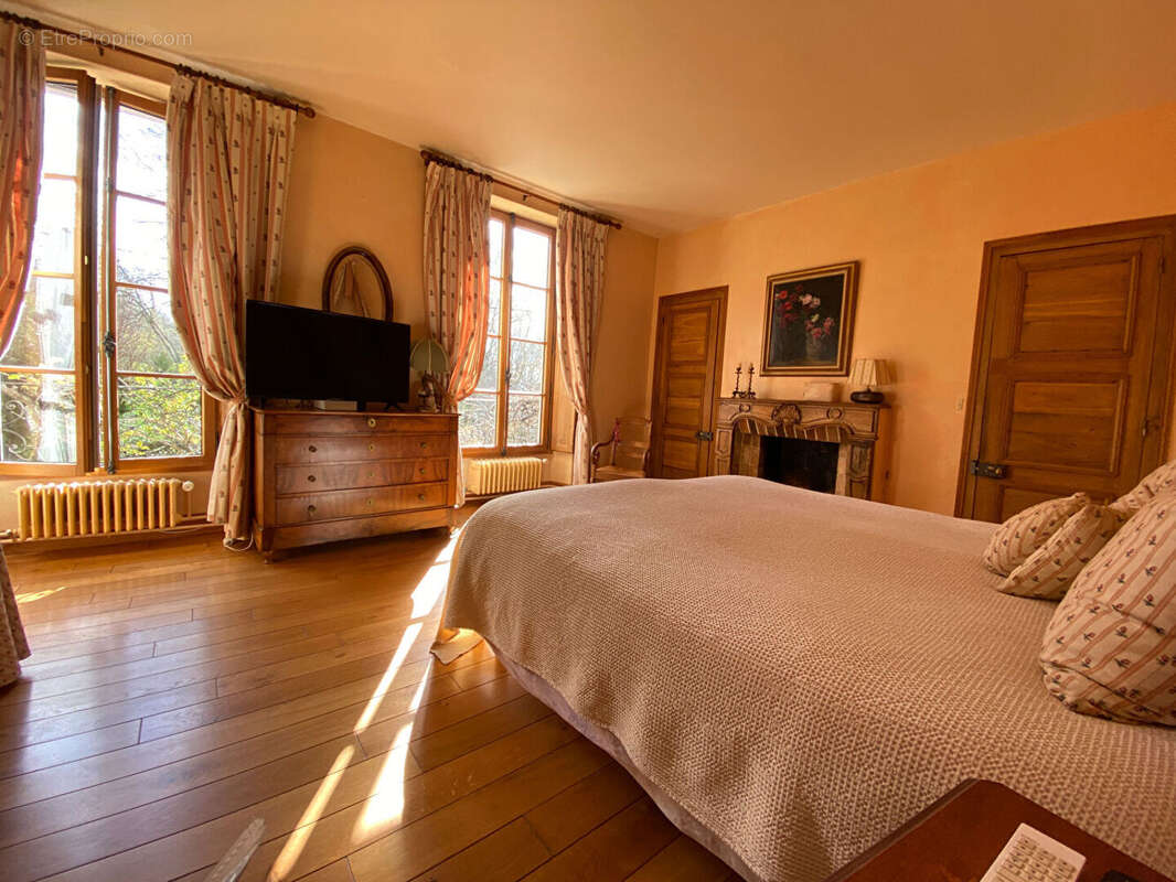 Maison à MONTFORT-L'AMAURY