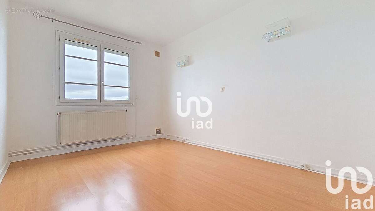 Photo 8 - Appartement à THIAIS