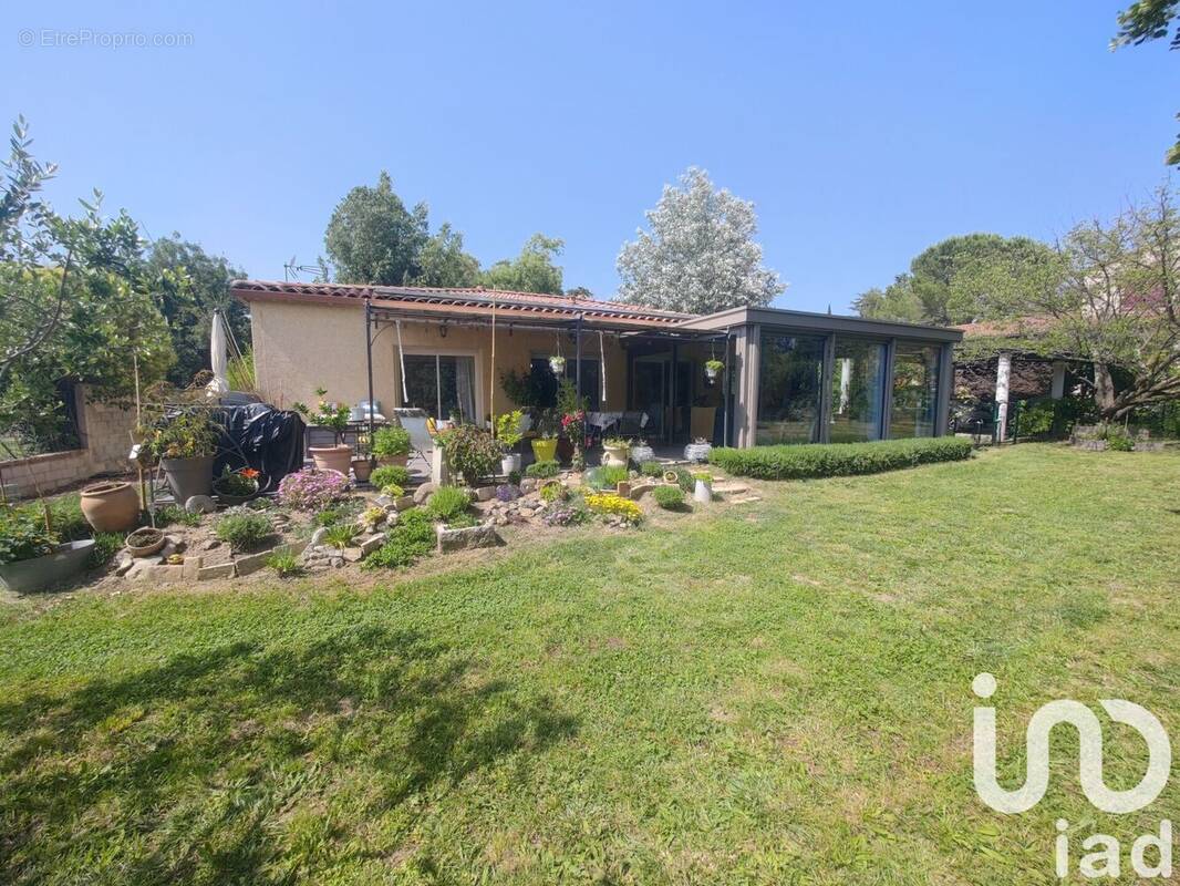 Photo 1 - Maison à SAINT-HILAIRE-DE-BRETHMAS
