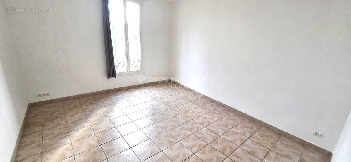 Appartement à MARSEILLE-7E