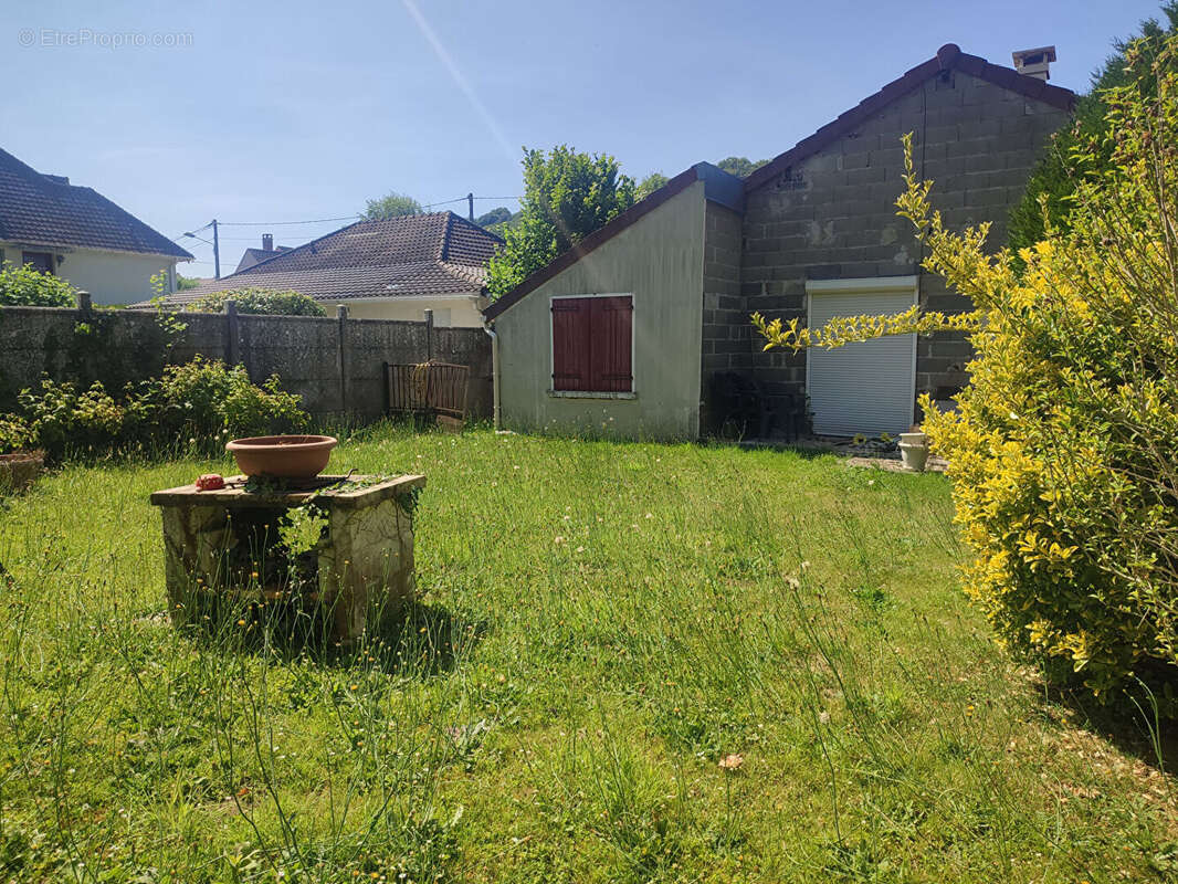 Terrain à BURES-SUR-YVETTE