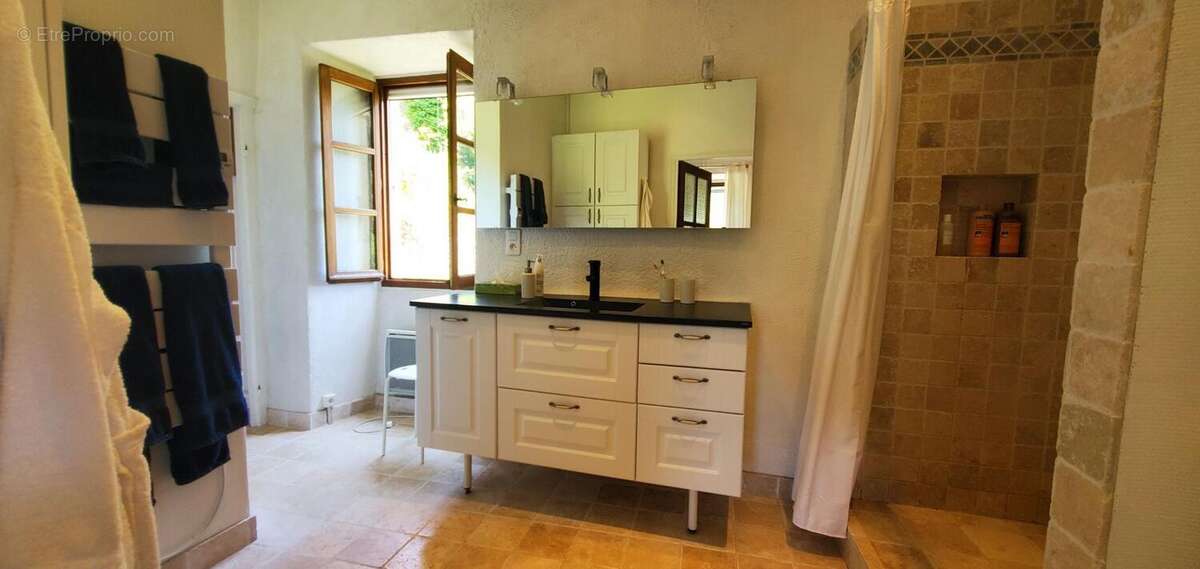 Maison à LARGENTIERE