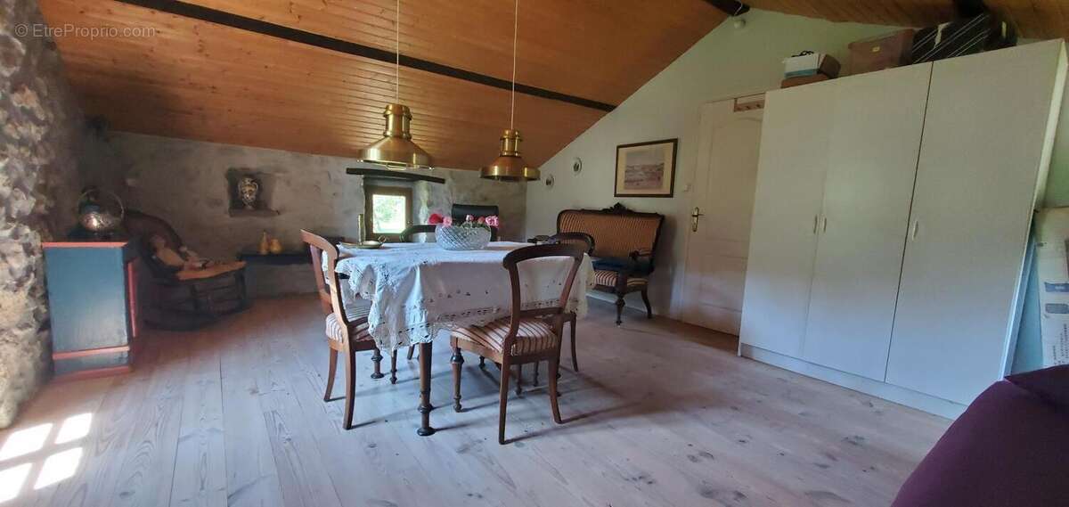 Maison à LARGENTIERE