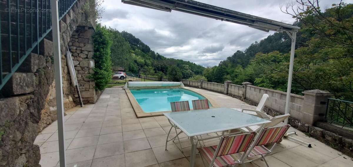 Maison à LARGENTIERE