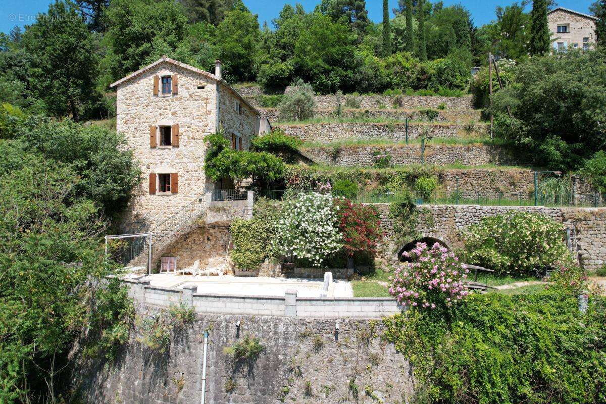 Maison à LARGENTIERE