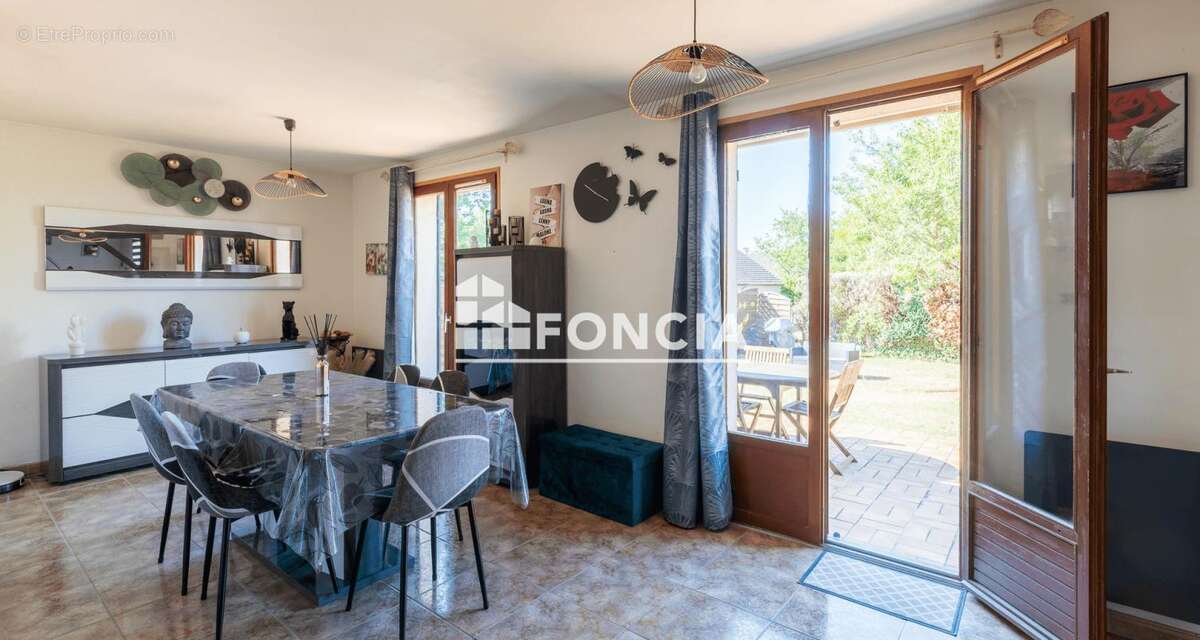 Maison à SOUPPES-SUR-LOING