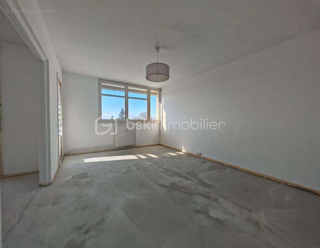Appartement à BILLERE