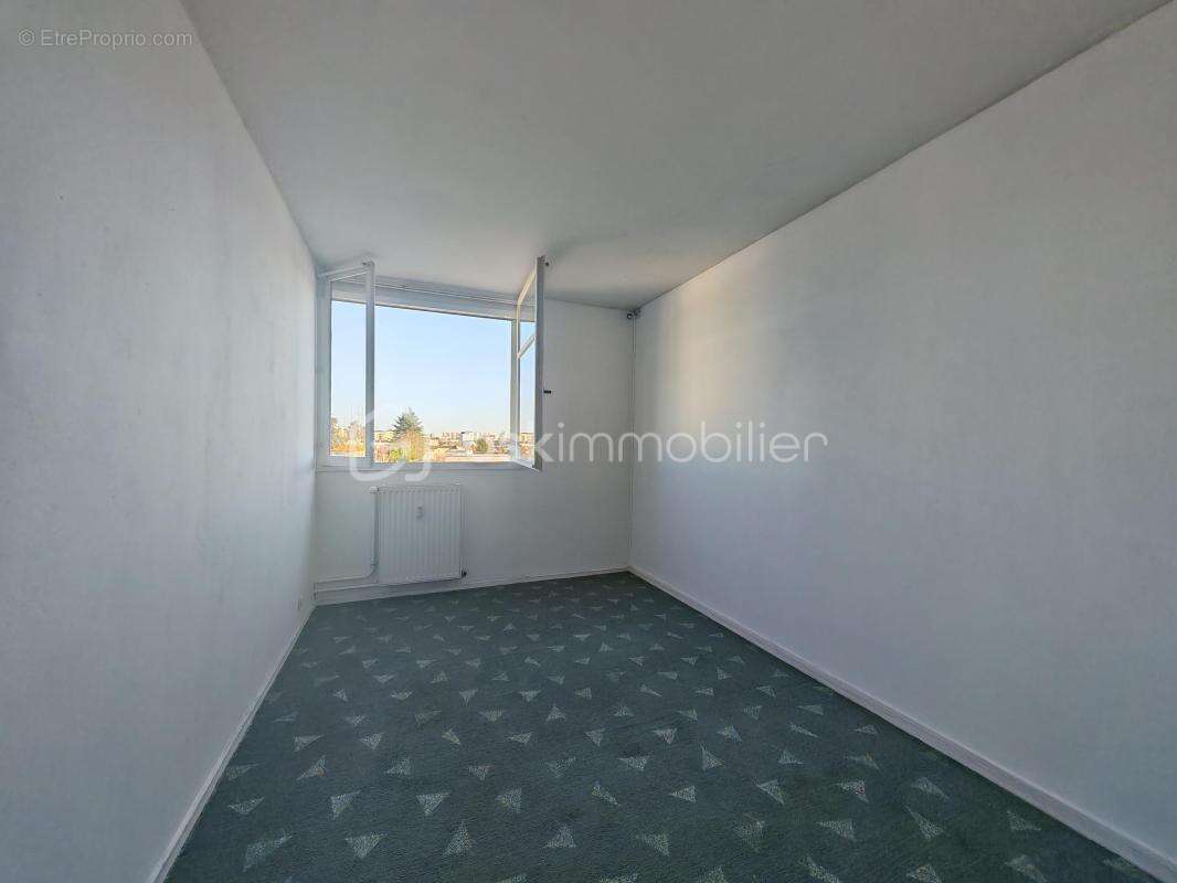 Appartement à BILLERE