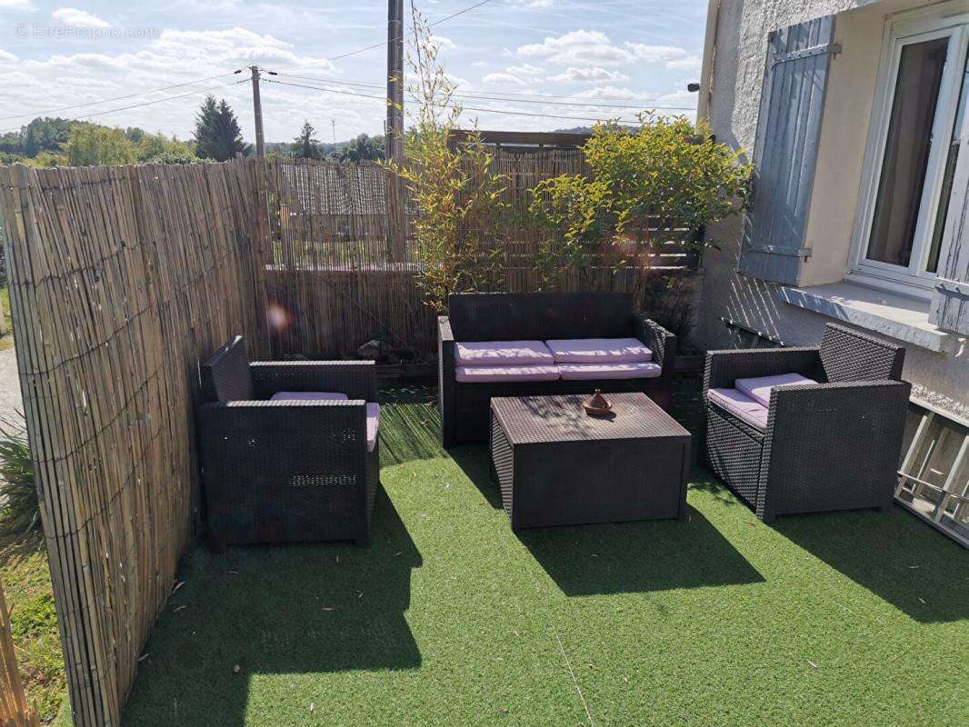 Maison à ANTONNE-ET-TRIGONANT