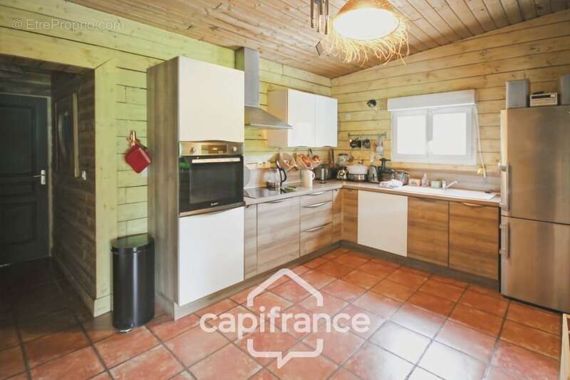 Terrain à SAINT-QUENTIN