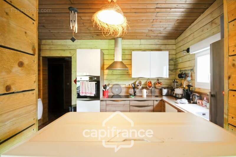 Terrain à SAINT-QUENTIN