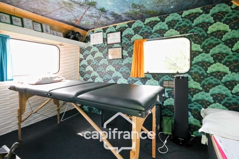 Terrain à SAINT-QUENTIN