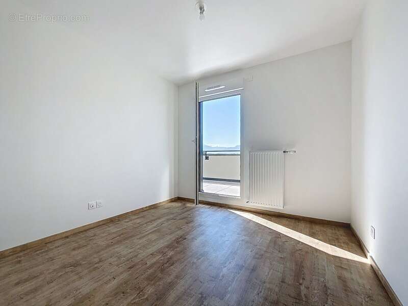 Appartement à AMBILLY