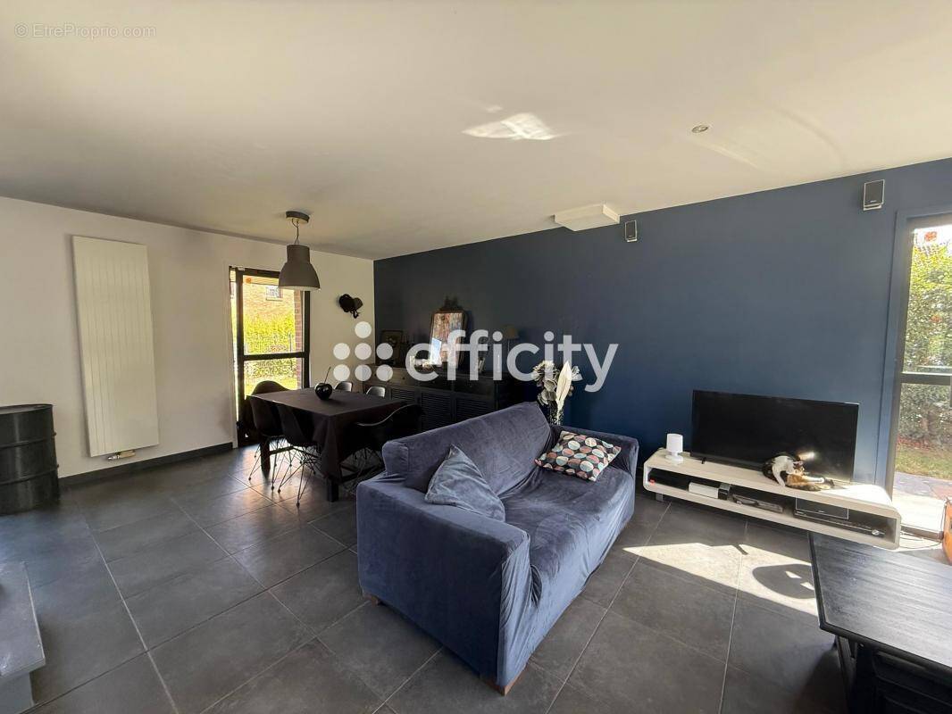 Maison à RADINGHEM-EN-WEPPES