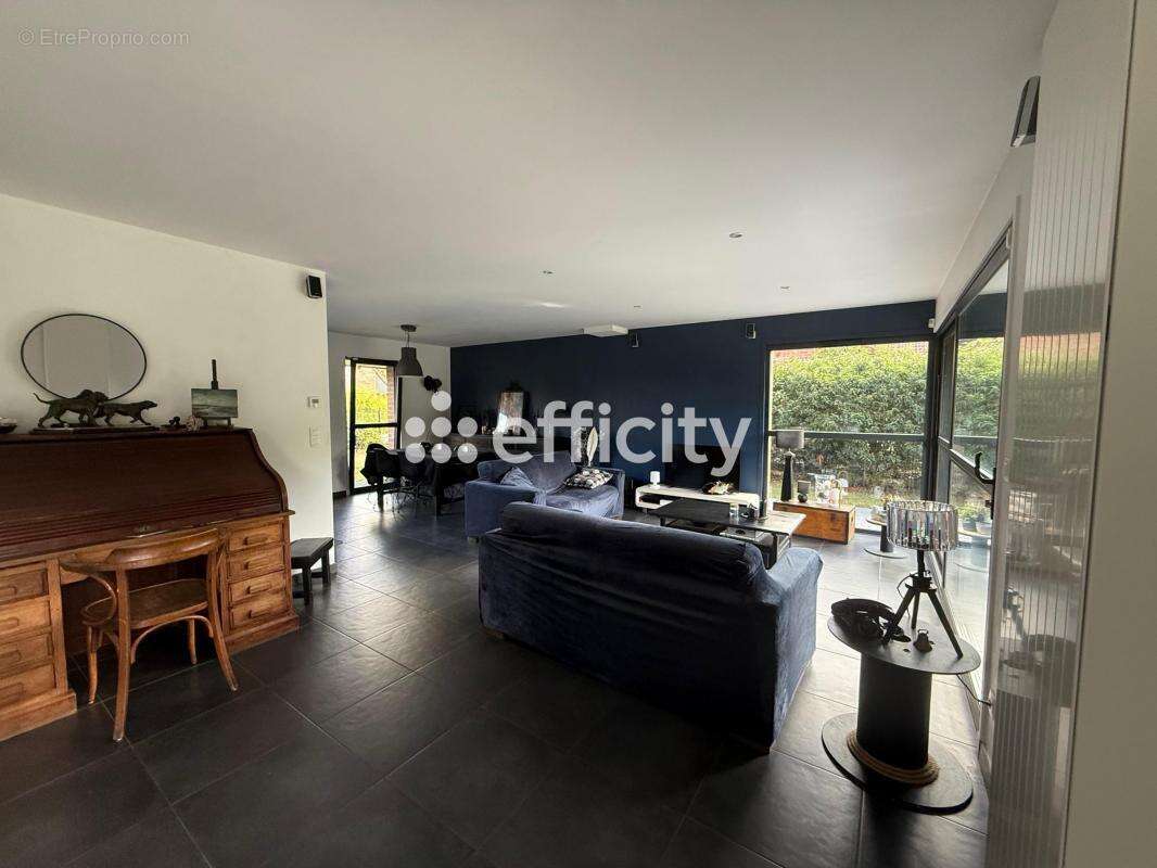 Maison à RADINGHEM-EN-WEPPES