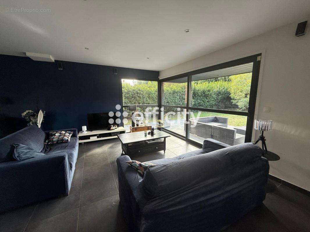 Maison à RADINGHEM-EN-WEPPES