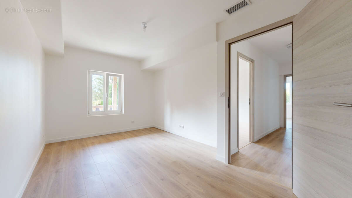 Maison à MONT-SOUS-VAUDREY