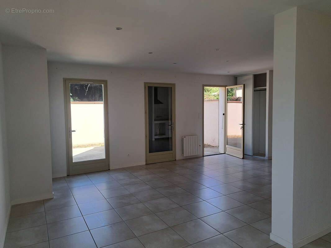 Maison à SAINT-MACAIRE