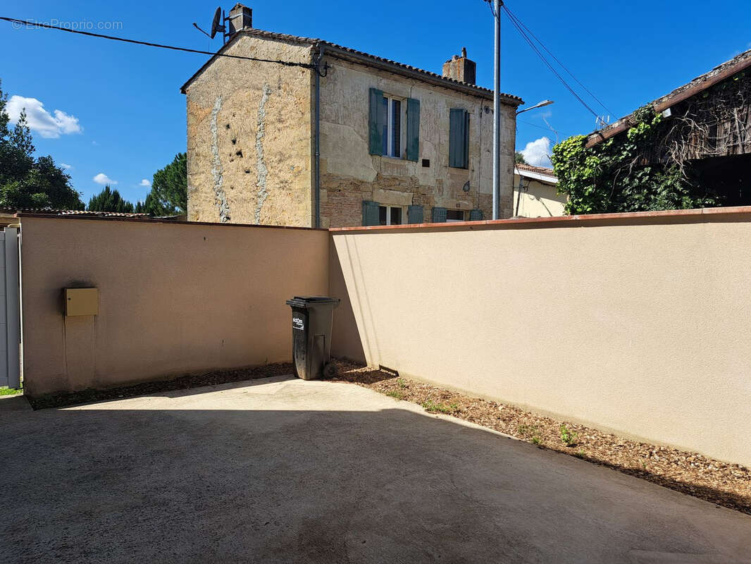 Maison à SAINT-MACAIRE