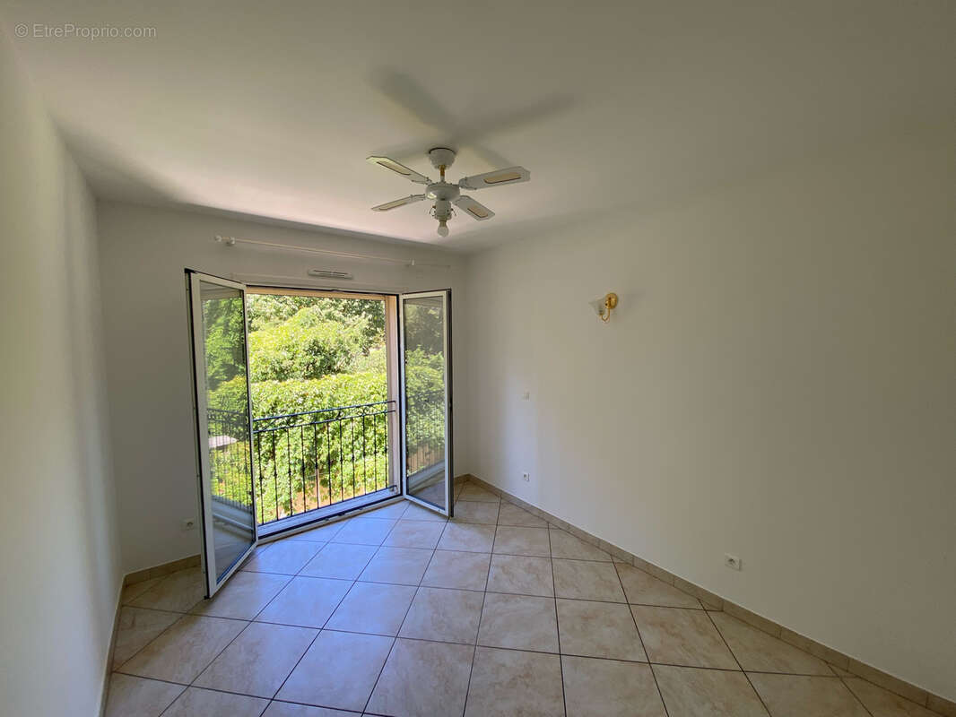 Appartement à CABRIES