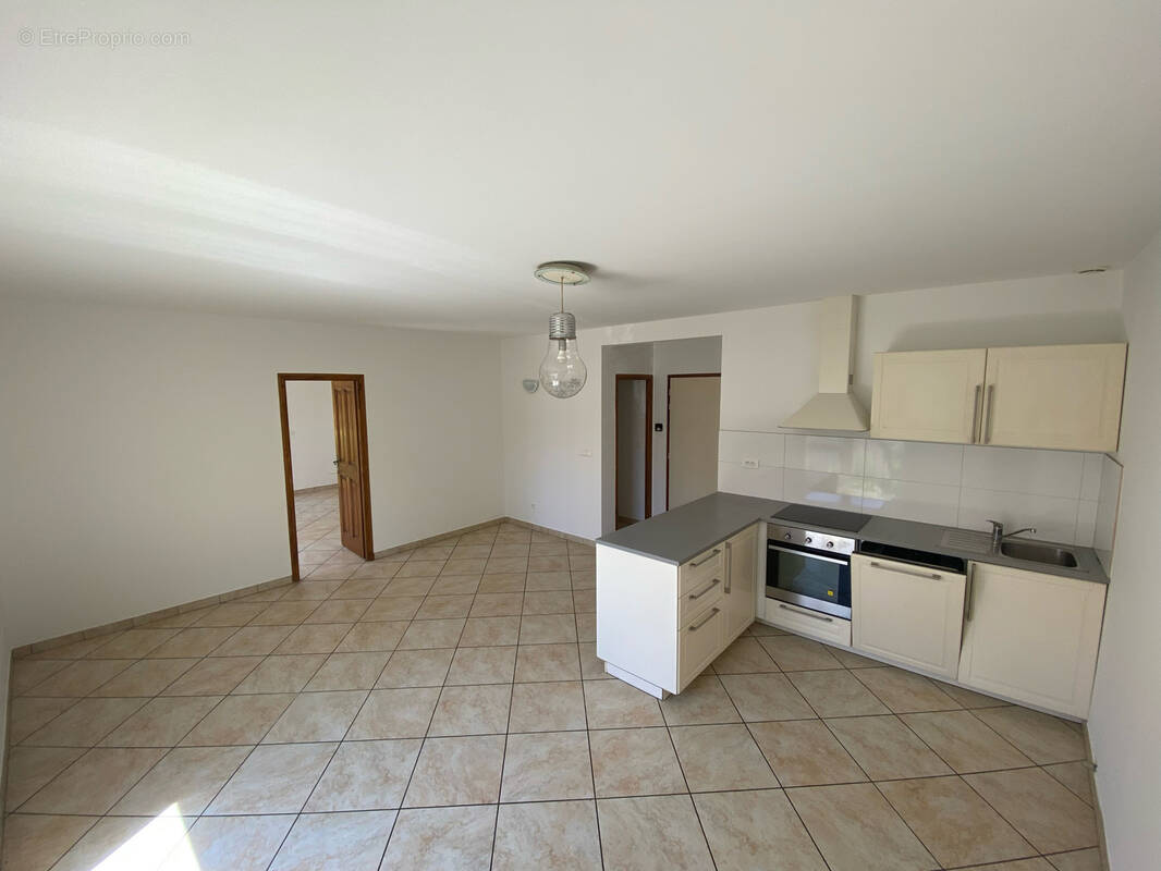 Appartement à CABRIES