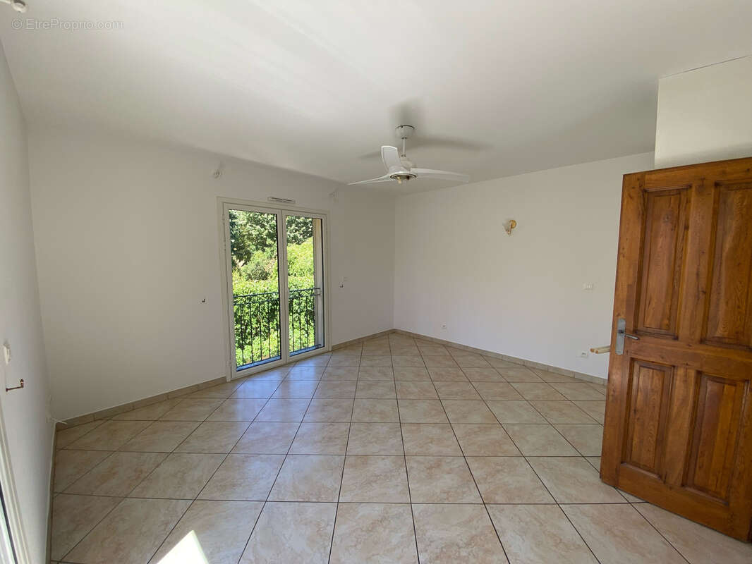 Appartement à CABRIES