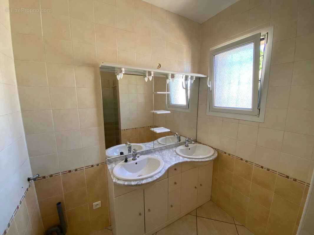 Appartement à CABRIES