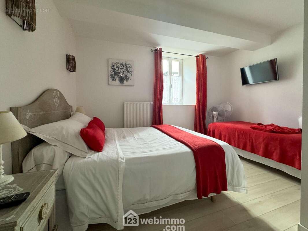 Une seconde chambre - Maison à MENOMBLET