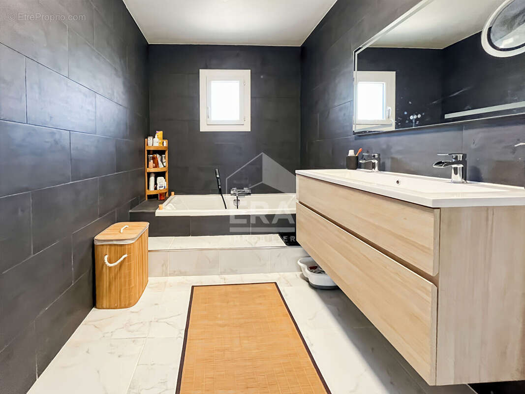 Appartement à MARIGNANE