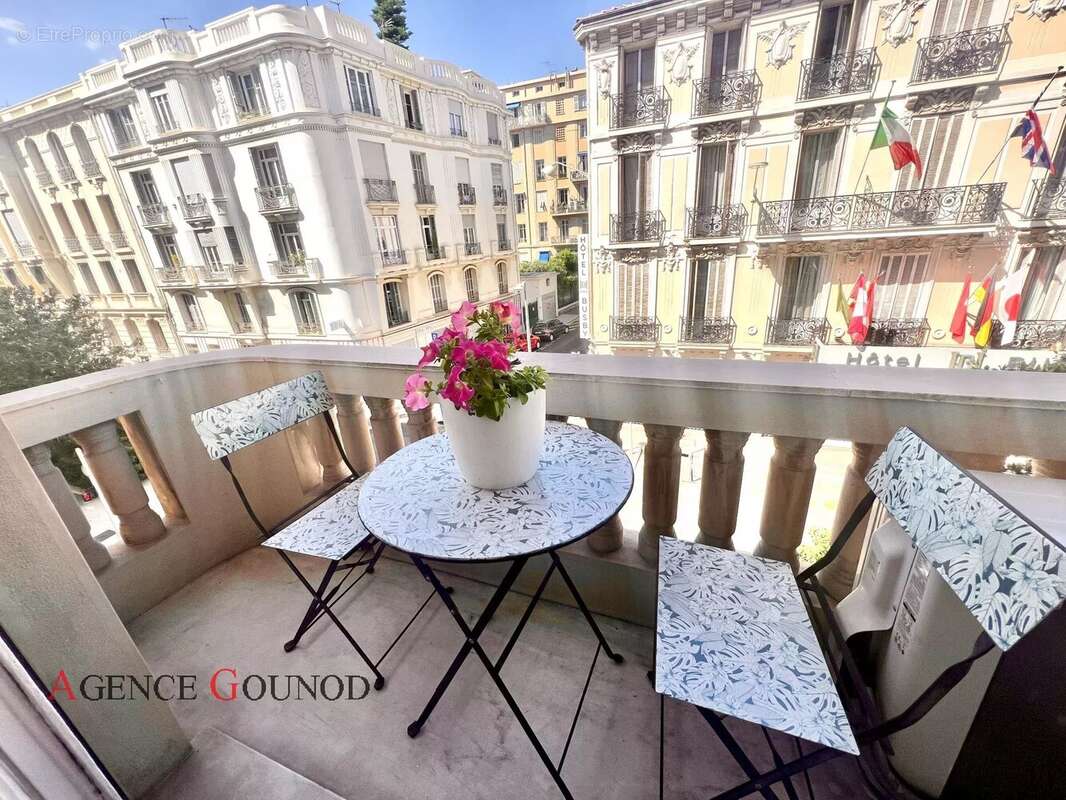 Appartement à NICE
