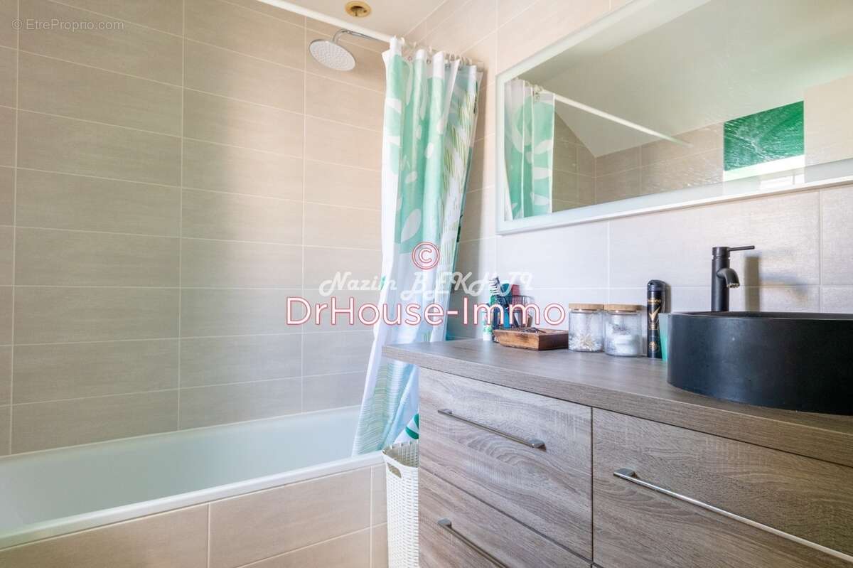 Appartement à MANTES-LA-VILLE