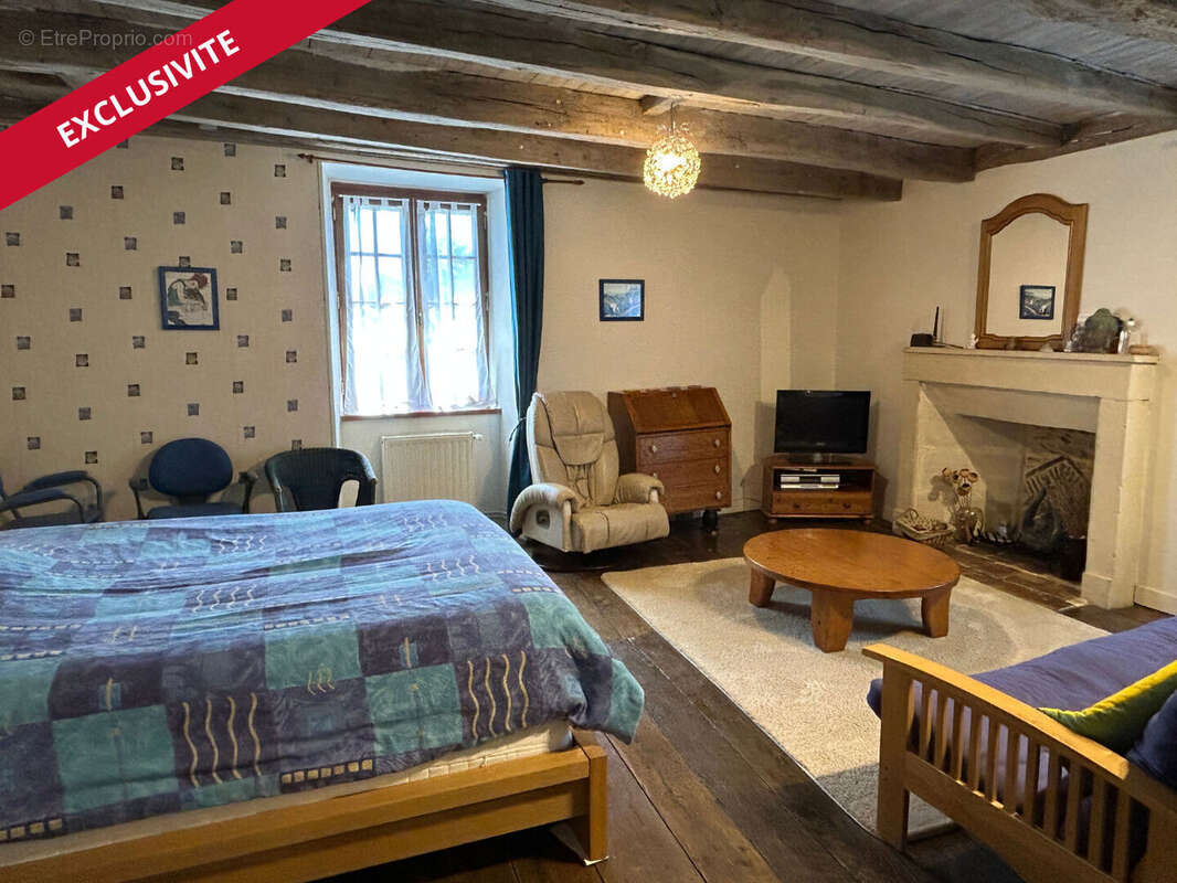 Maison à USSON-DU-POITOU