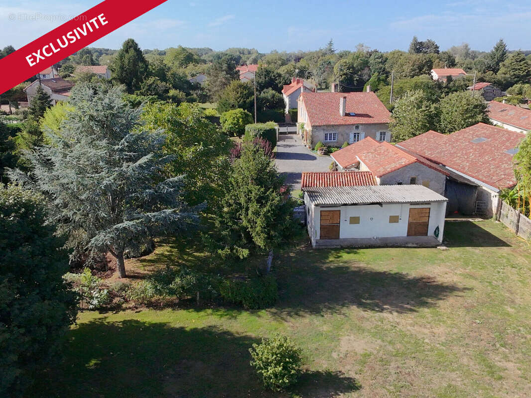 Maison à USSON-DU-POITOU