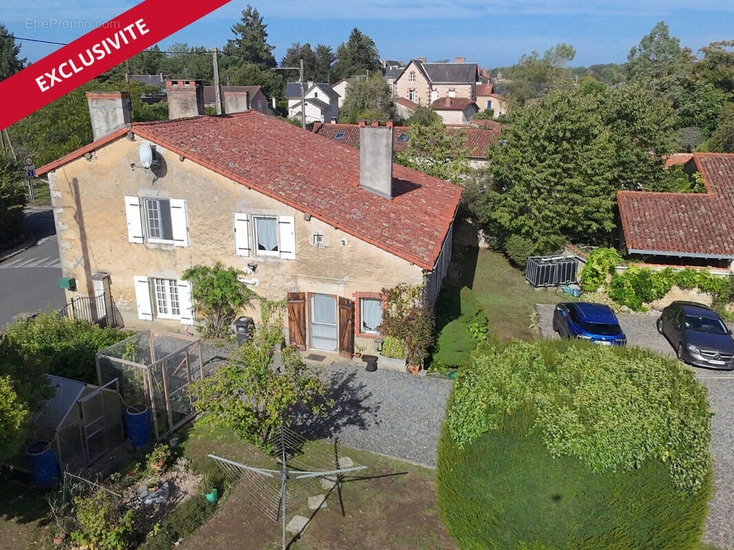 Maison à USSON-DU-POITOU