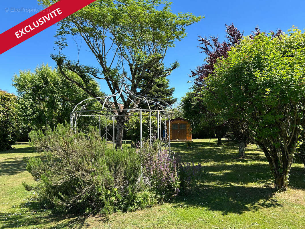 Maison à USSON-DU-POITOU