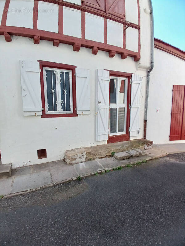 Appartement à CIBOURE