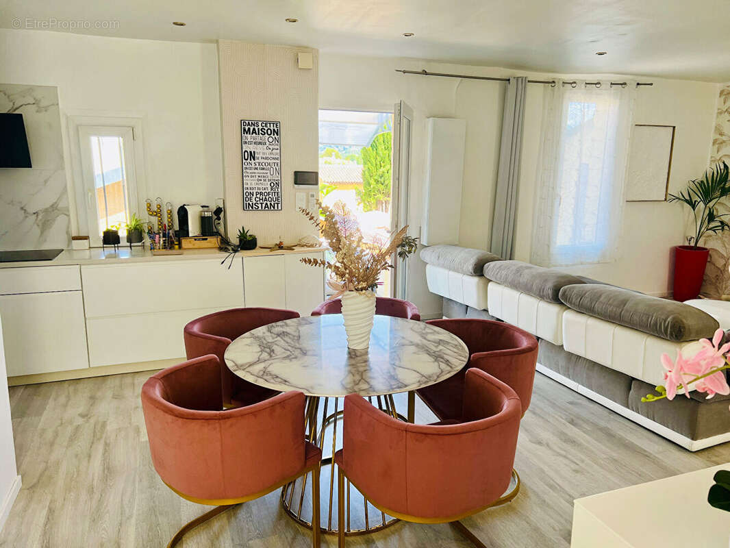 Maison à CAGNES-SUR-MER