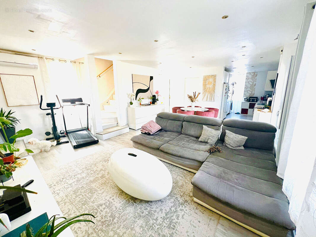 Maison à CAGNES-SUR-MER