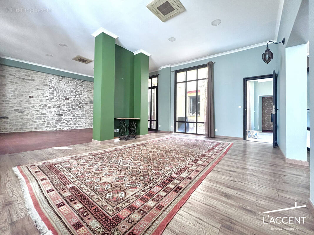 Appartement à NIMES