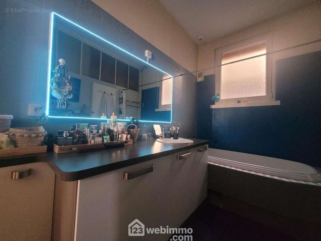 Salle de bains - Appartement à VERDUN