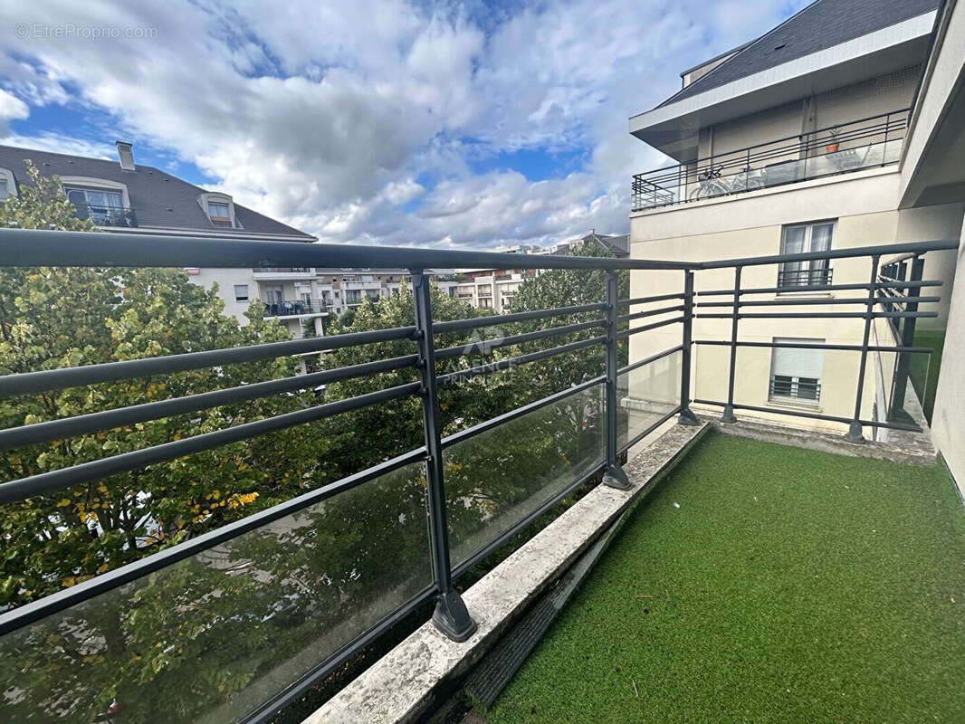 Appartement à CARRIERES-SOUS-POISSY